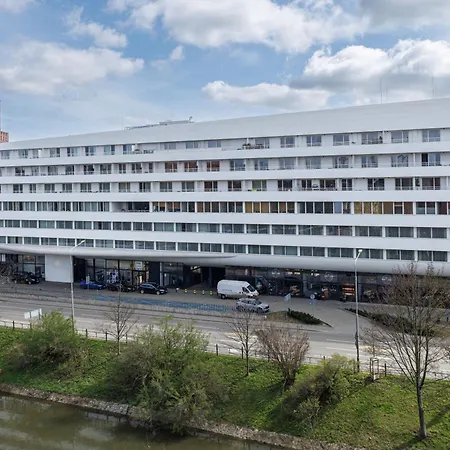 Golden - Ovo Market Square Apartamento Breslavia
